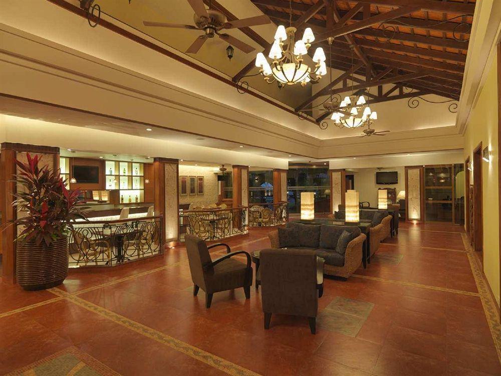 Doubletree By Hilton Hotel Goa - Arpora - Baga מראה פנימי תמונה