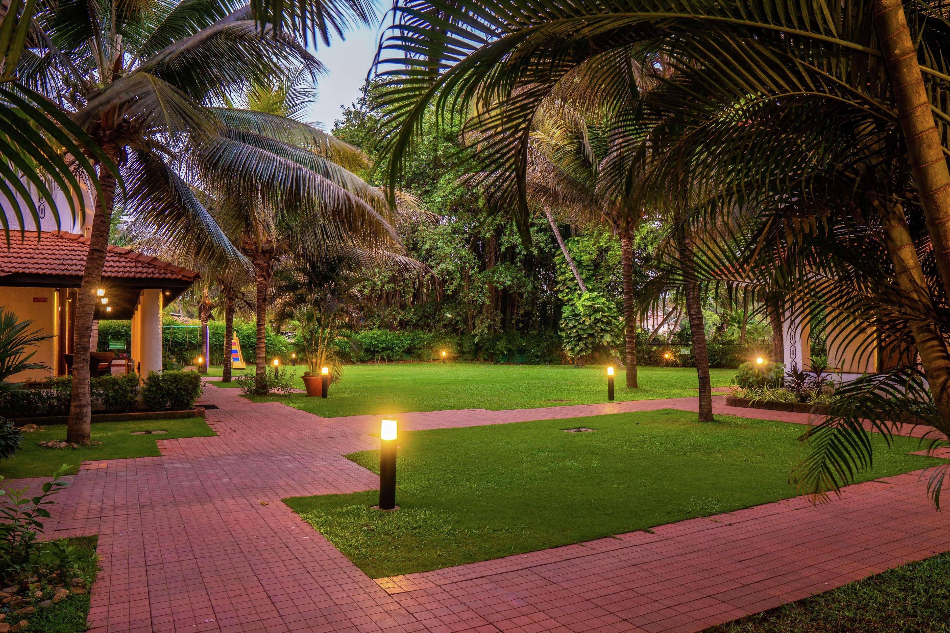 Doubletree By Hilton Hotel Goa - Arpora - Baga מראה חיצוני תמונה
